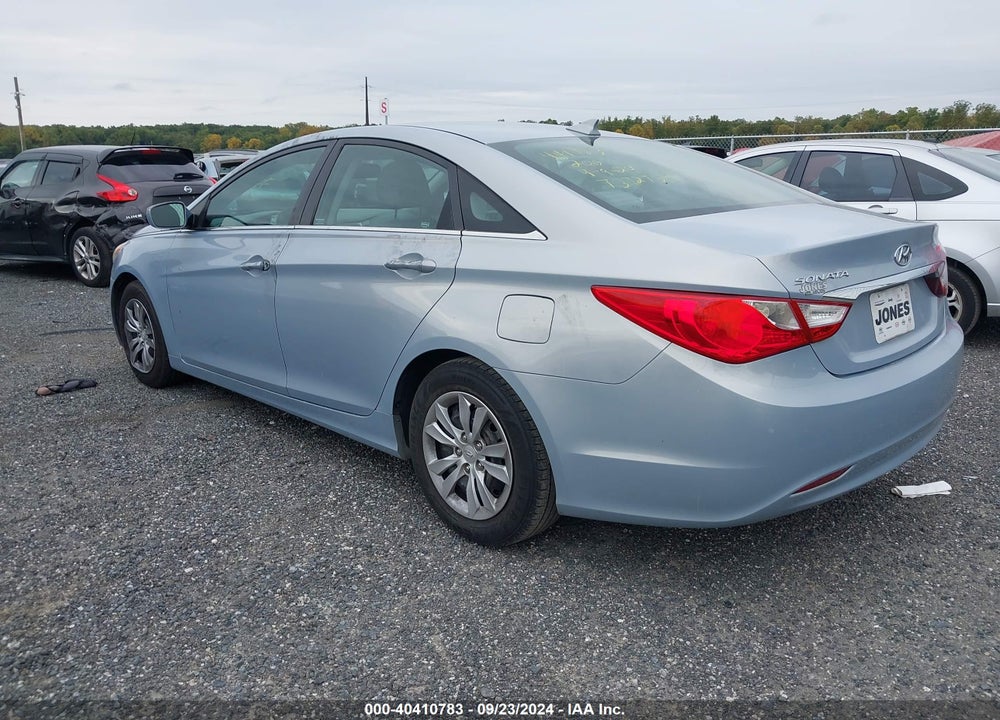 2013 HYUNDAI SONATA GLS VIN: 5NPEB4AC1DH601006