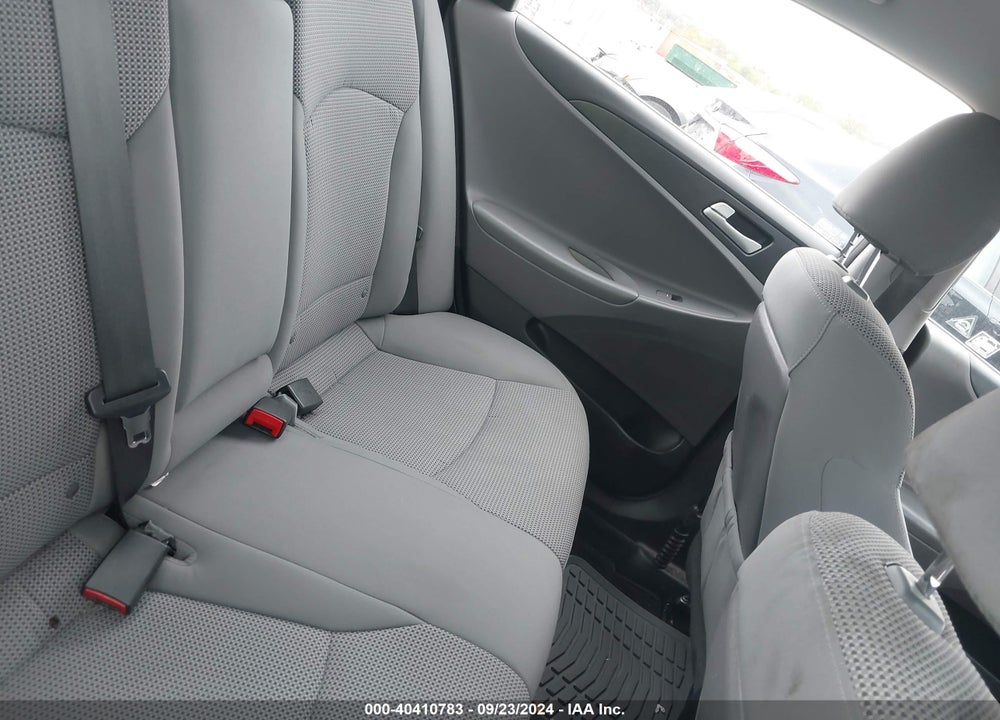 2013 HYUNDAI SONATA GLS VIN: 5NPEB4AC1DH601006
