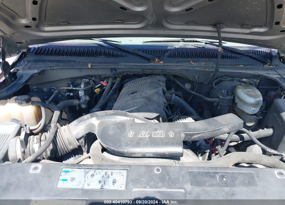 2003 CHEVROLET TAHOE LS VIN: 1GNEC13Z03R243408