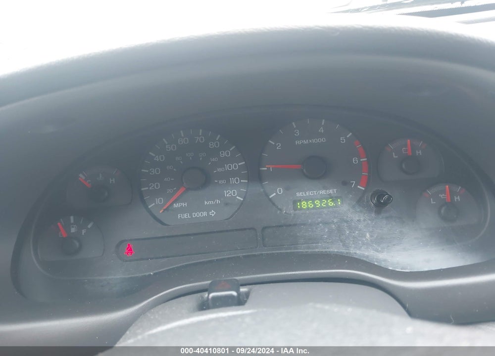 2001 FORD MUSTANG VIN: 1FAFP40451F256381