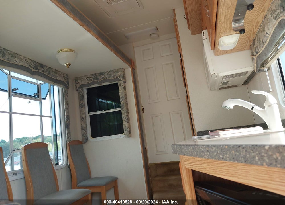2003 HOLIDAY RAMBLER PRESIDENTIAL FIFTH WHEEL 2 SLIDEOUTS WORKING 30 FT VIN: 1KB311L203E138132