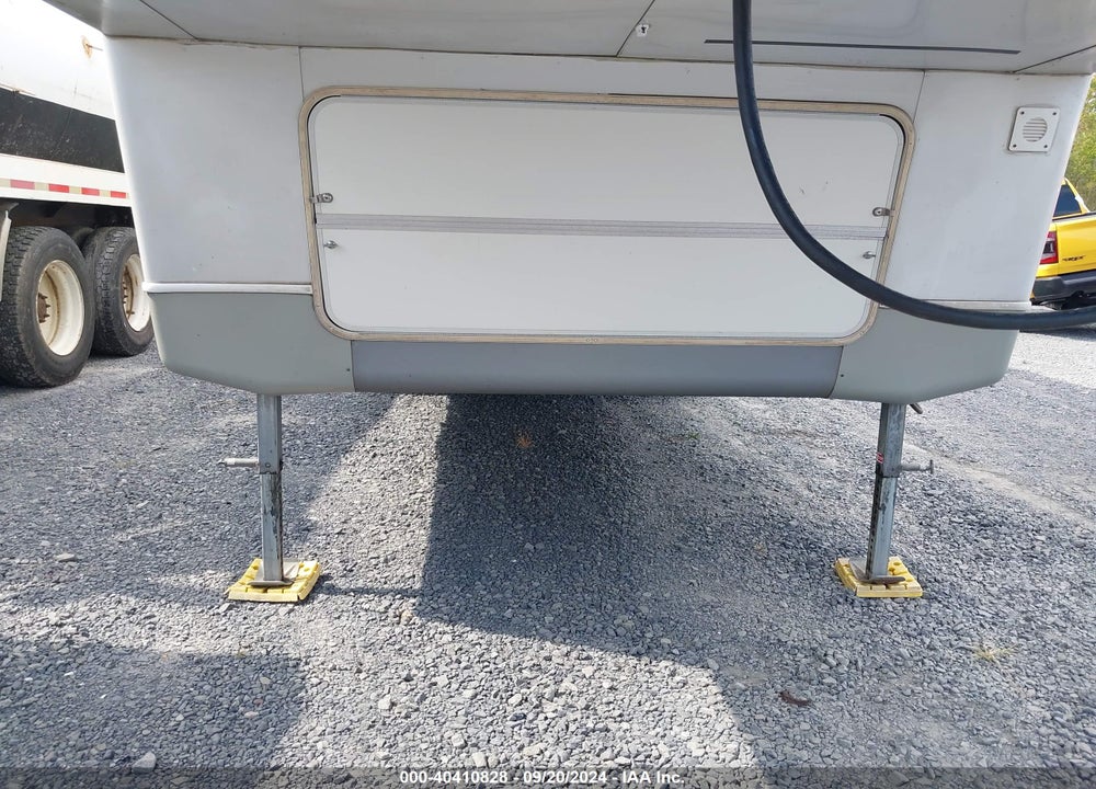 2003 HOLIDAY RAMBLER PRESIDENTIAL FIFTH WHEEL 2 SLIDEOUTS WORKING 30 FT VIN: 1KB311L203E138132