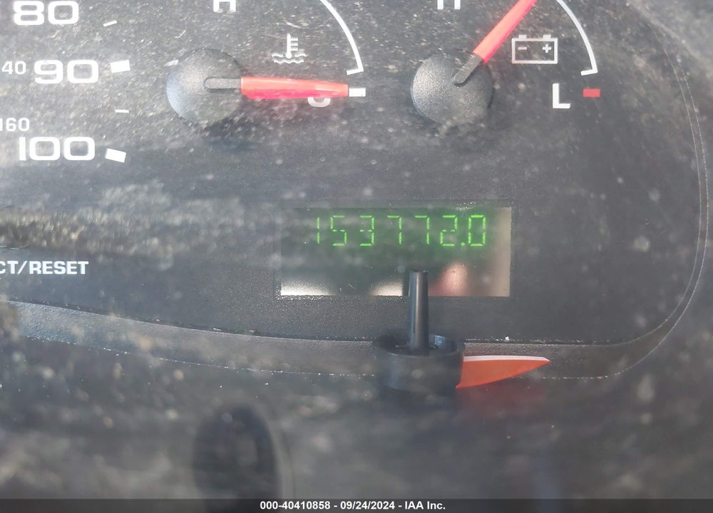 2004 FORD E-150 CHATEAU/XL/XLT VIN: 1FMRE11WX4HB03995