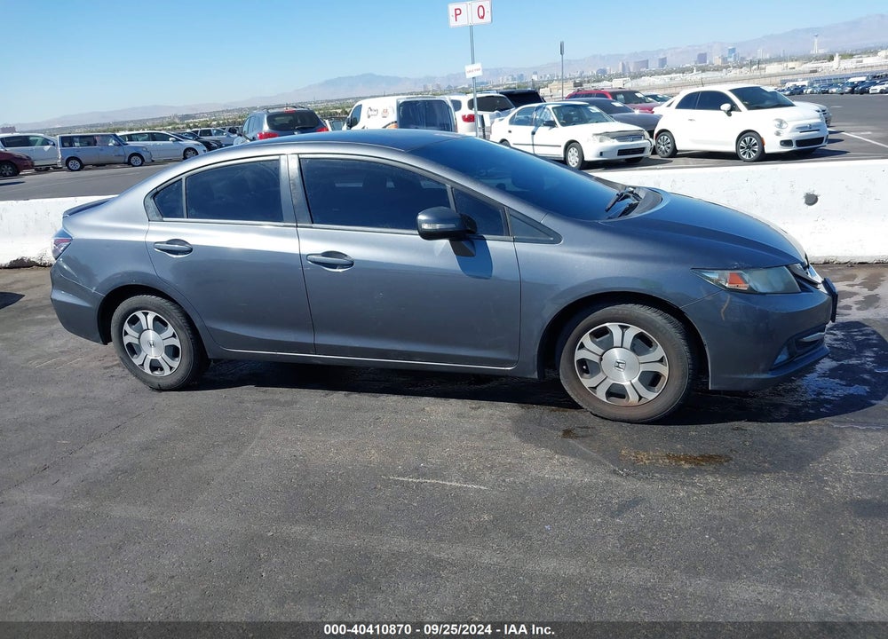 2013 HONDA CIVIC HYBRID VIN: 19XFB4F32DE200663