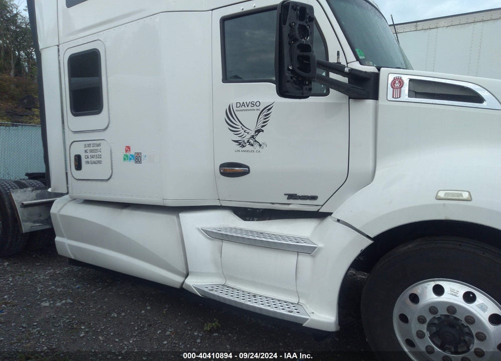 2016 KENWORTH T680 T680 VIN: 1XKYD49X6GJ463901