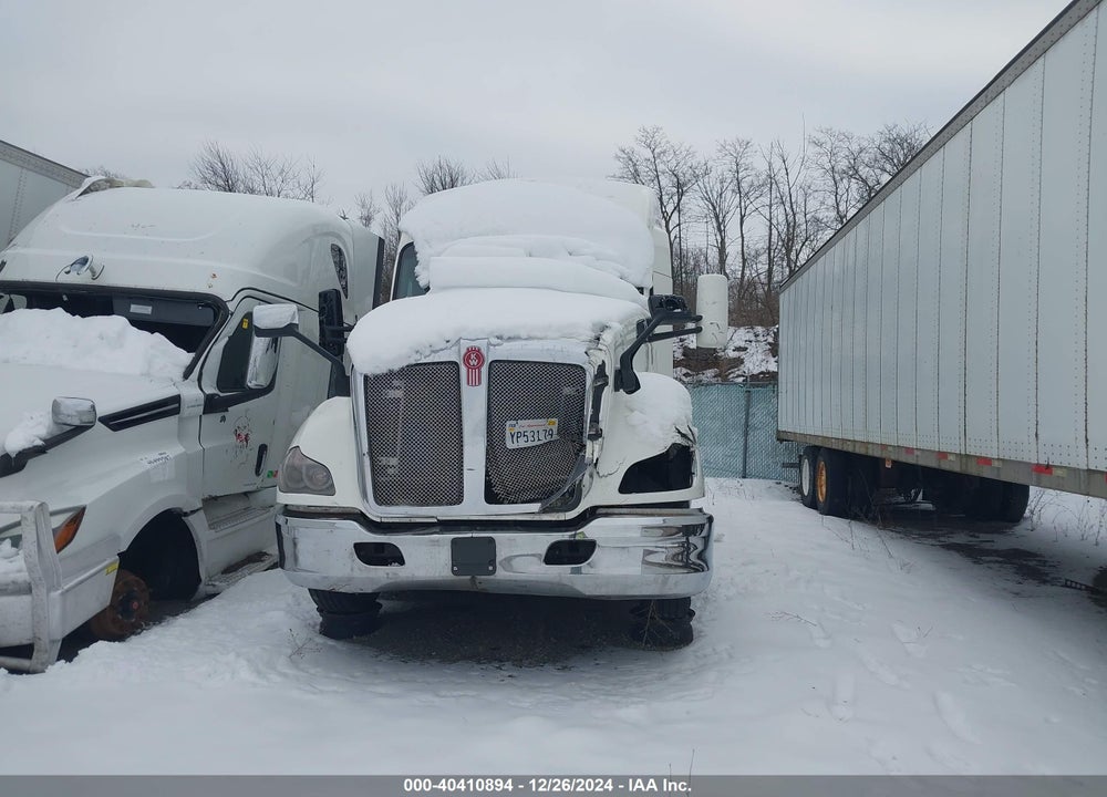 2016 KENWORTH T680 T680 VIN: 1XKYD49X6GJ463901