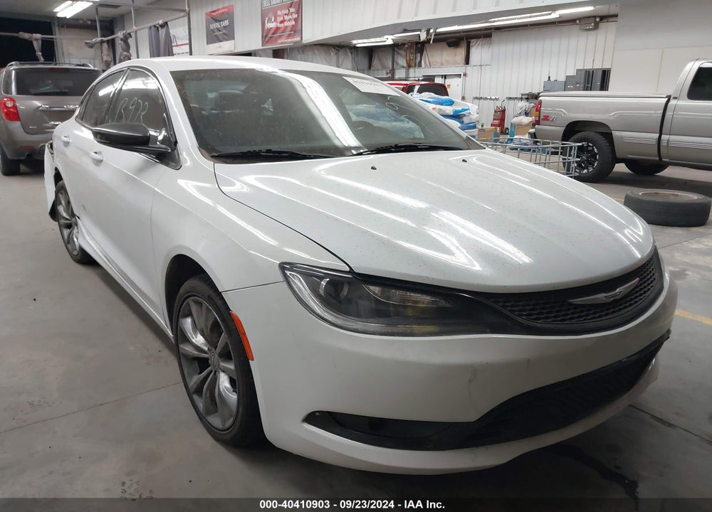 2015 CHRYSLER 200 S VIN: 1C3CCCBBXFN746315