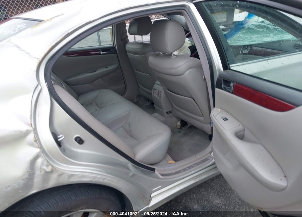 2004 LEXUS ES 330 VIN: JTHBA30G545025911