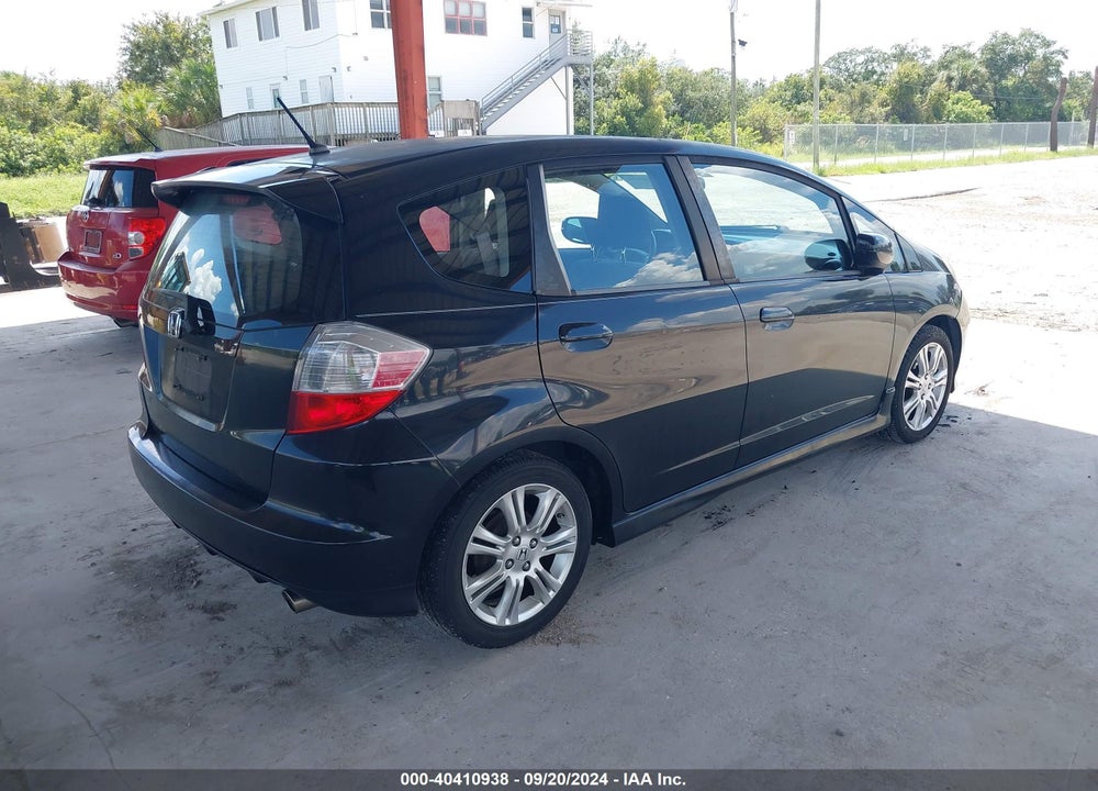 2009 HONDA FIT VIN: JHMGE88469S060791
