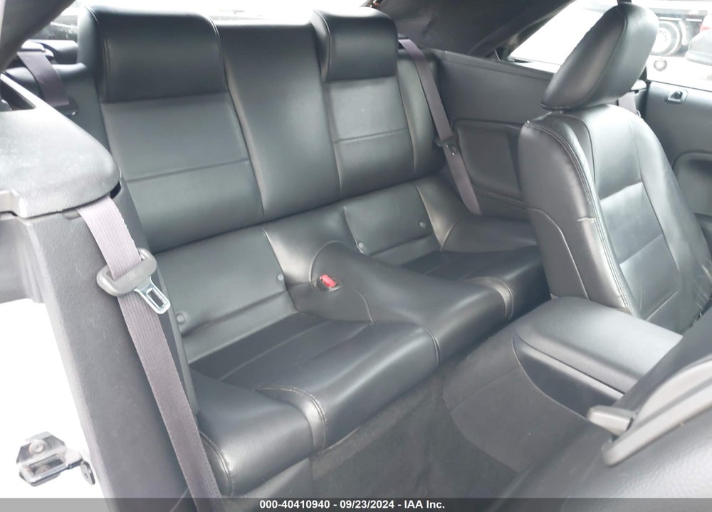 2005 FORD MUSTANG VIN: 1ZVHT84N855240807