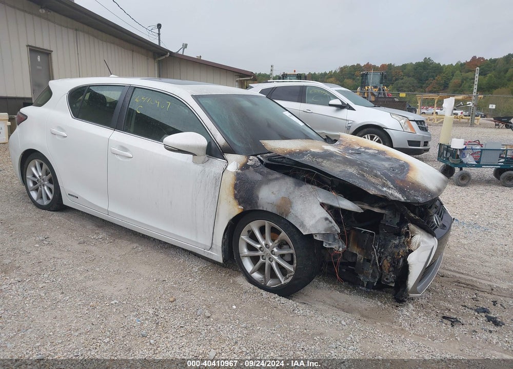 2013 LEXUS CT 200H VIN: JTHKD5BH2D2131601