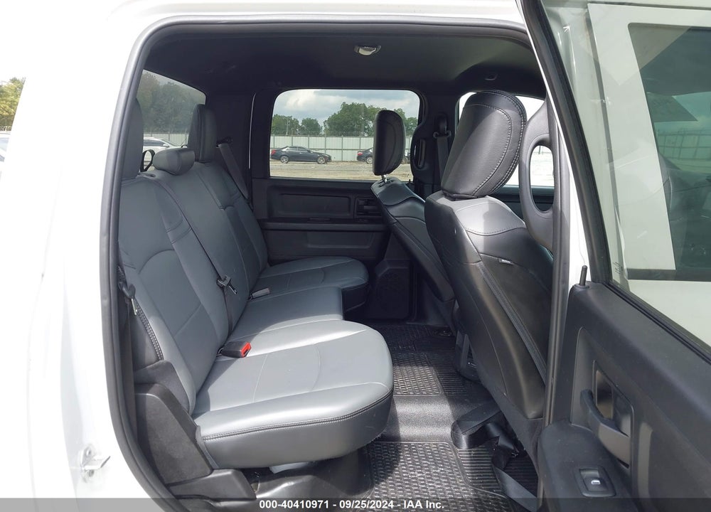 2021 RAM 2500 TRADESMAN 4X2 8' BOX VIN: 3C6UR4HJ7MG572171