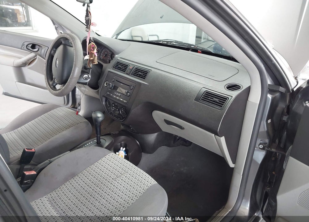 2007 FORD FOCUS S/SE/SES VIN: 1FAFP34N07W366065