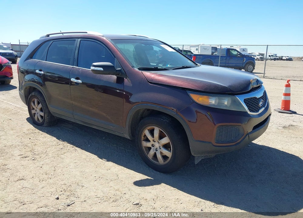 2011 KIA SORENTO LX V6 VIN: 5XYKT4A23BG164301