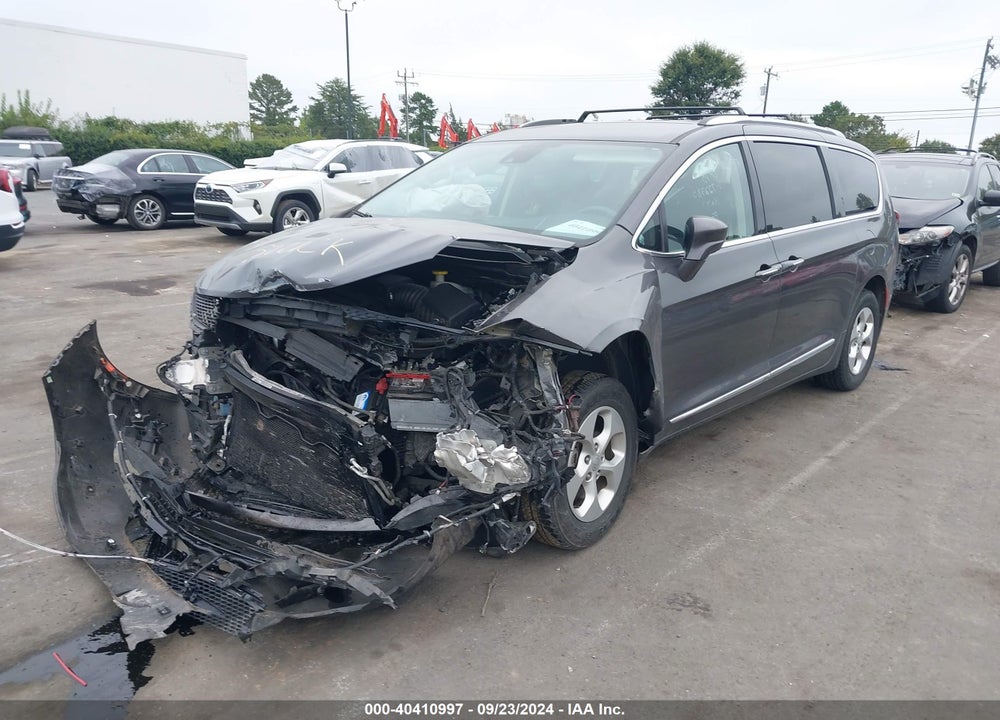2017 CHRYSLER PACIFICA TOURING L PLUS VIN: 2C4RC1EG1HR722380