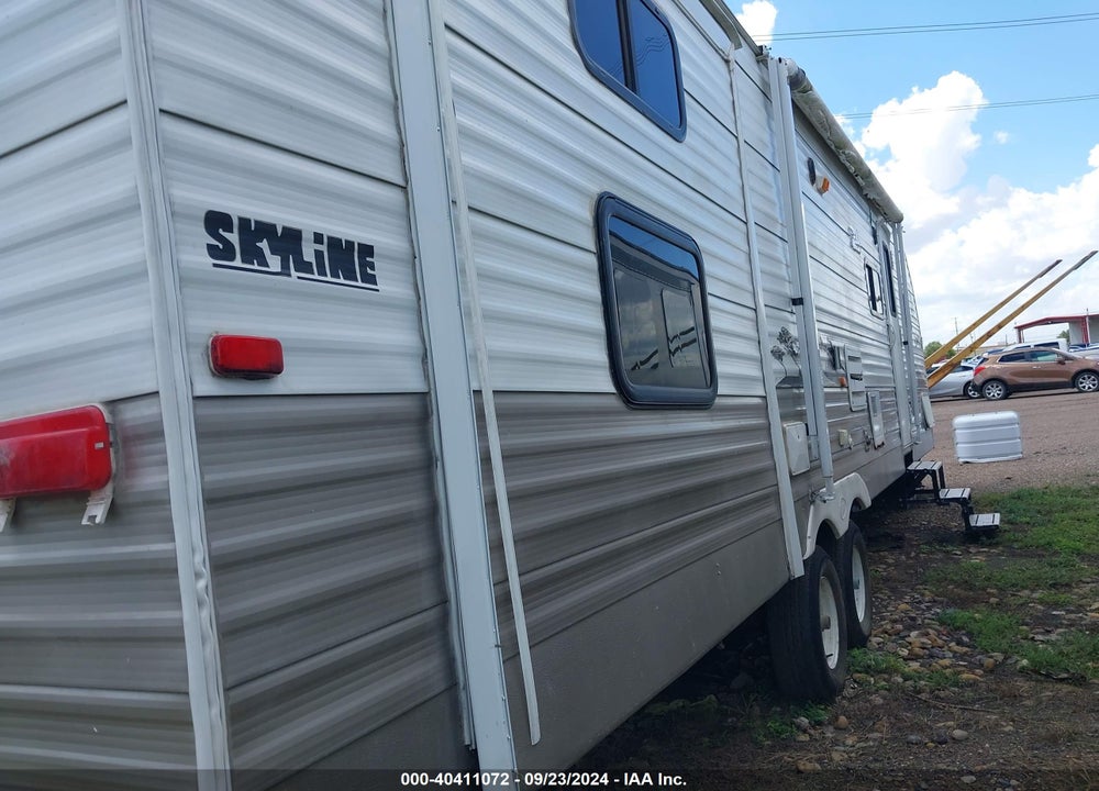 2013 SKYLARK NOMAD VIN: 1SE200R28DF000224