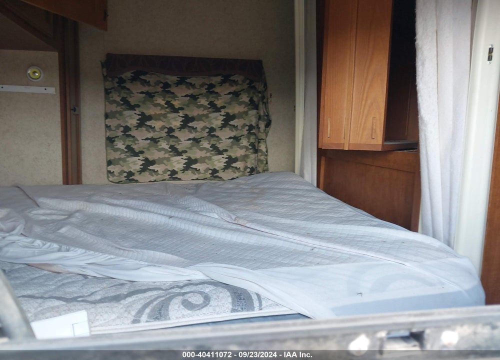 2013 SKYLARK NOMAD VIN: 1SE200R28DF000224