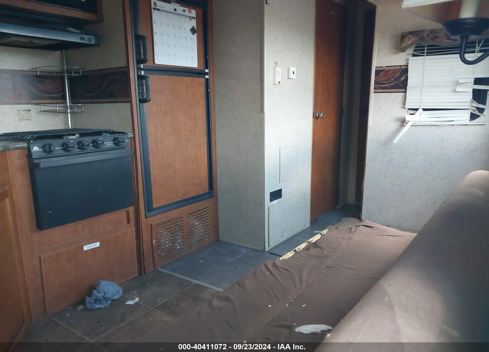 2013 SKYLARK NOMAD VIN: 1SE200R28DF000224