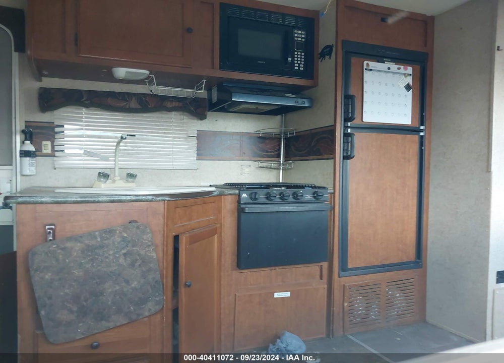 2013 SKYLARK NOMAD VIN: 1SE200R28DF000224