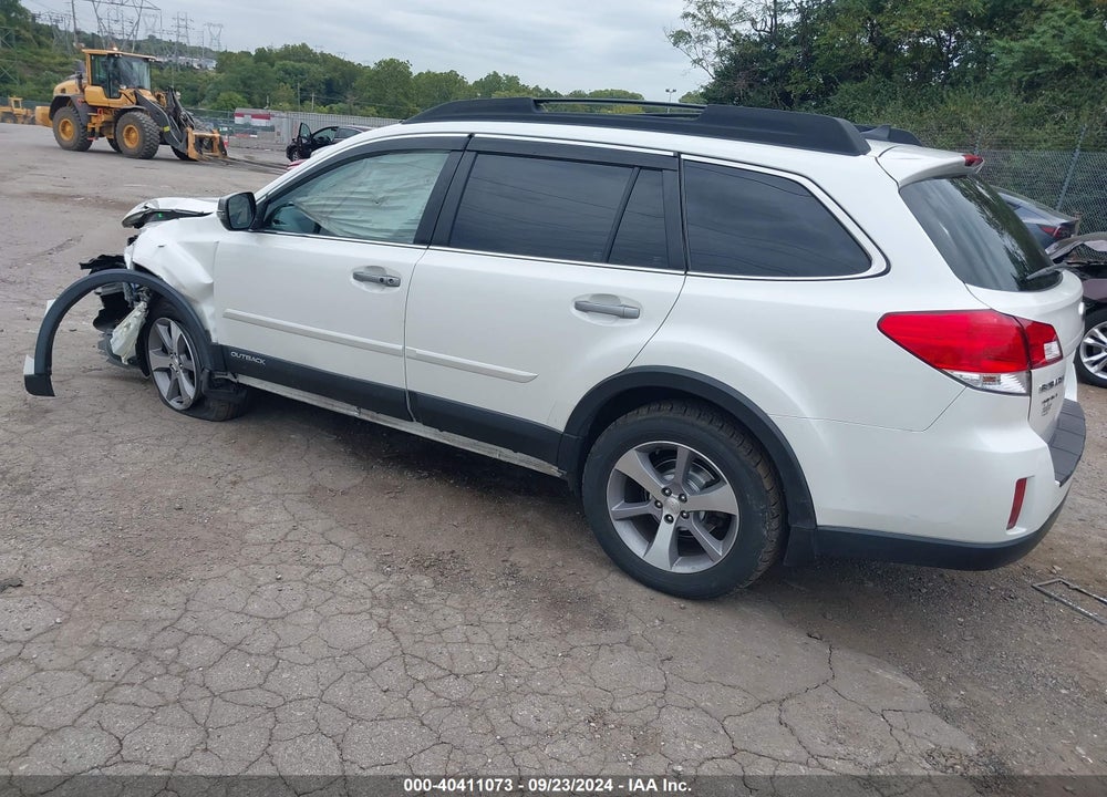 2014 SUBARU OUTBACK 2.5I LIMITED VIN: 4S4BRBPCXE3244833