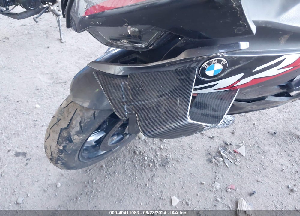 2022 BMW S 1000 RR VIN: WB10E230XN6F18808