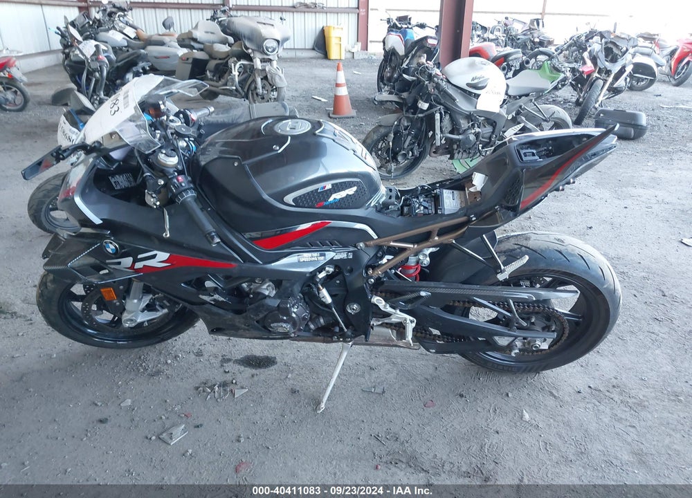 2022 BMW S 1000 RR VIN: WB10E230XN6F18808