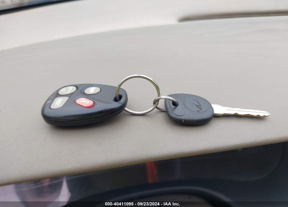 2001 OLDSMOBILE ALERO GL1 VIN: 1G3NL52E21C120210