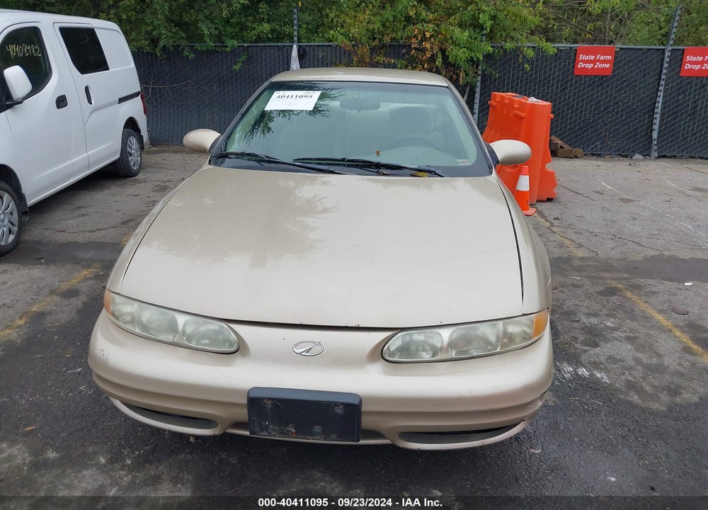 2001 OLDSMOBILE ALERO GL1 VIN: 1G3NL52E21C120210
