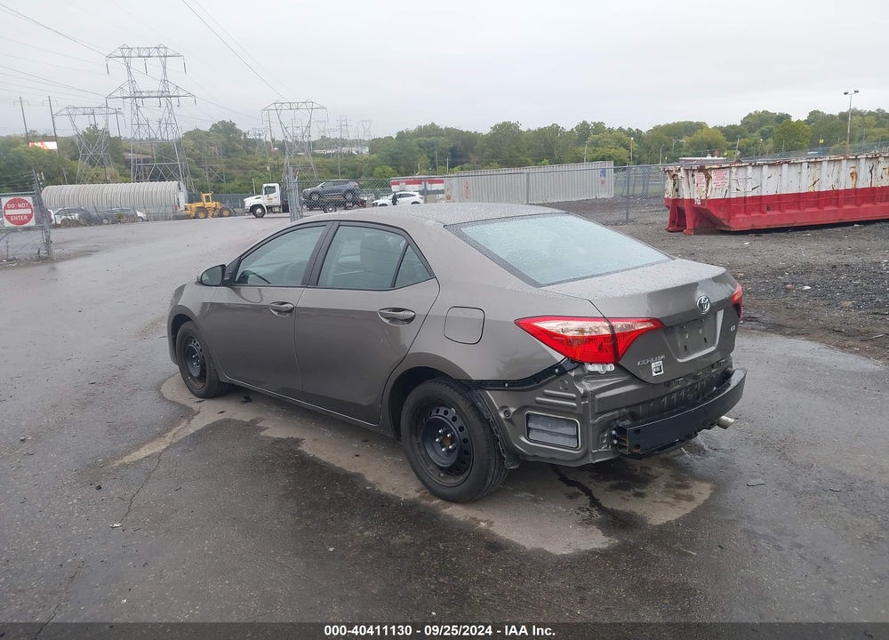 2018 TOYOTA COROLLA LE VIN: 2T1BURHE5JC093249