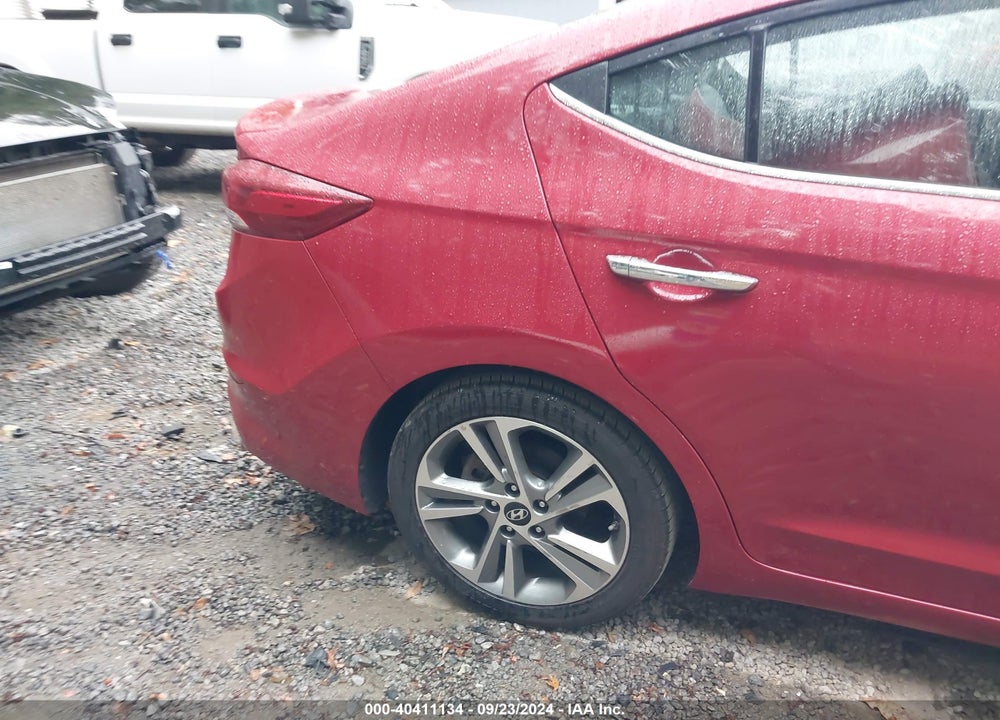 2017 HYUNDAI ELANTRA LIMITED VIN: KMHD84LF2HU225327