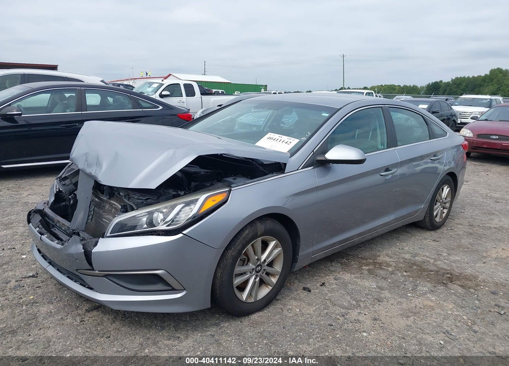2016 HYUNDAI SONATA SE VIN: 5NPE24AF9GH335913