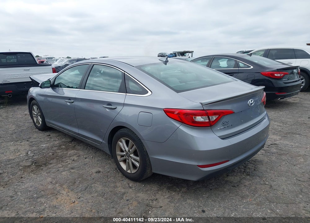 2016 HYUNDAI SONATA SE VIN: 5NPE24AF9GH335913