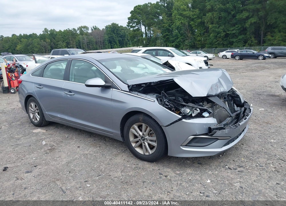 2016 HYUNDAI SONATA SE VIN: 5NPE24AF9GH335913