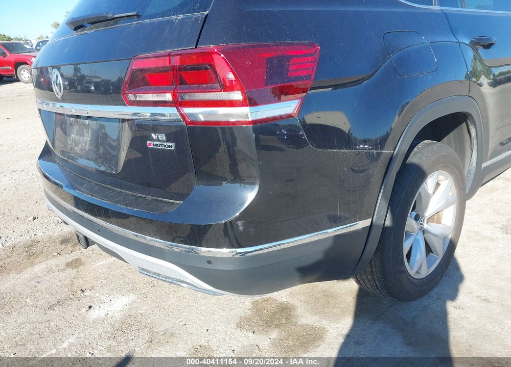 2018 VOLKSWAGEN ATLAS 3.6L V6 SEL VIN: 1V2MR2CA8JC550861
