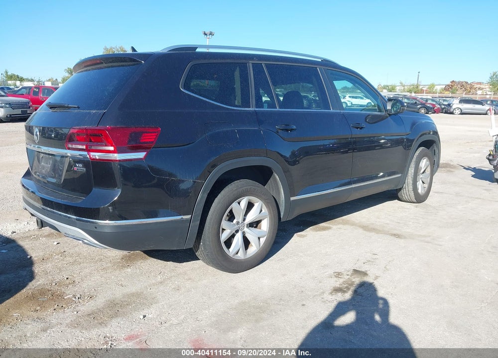 2018 VOLKSWAGEN ATLAS 3.6L V6 SEL VIN: 1V2MR2CA8JC550861