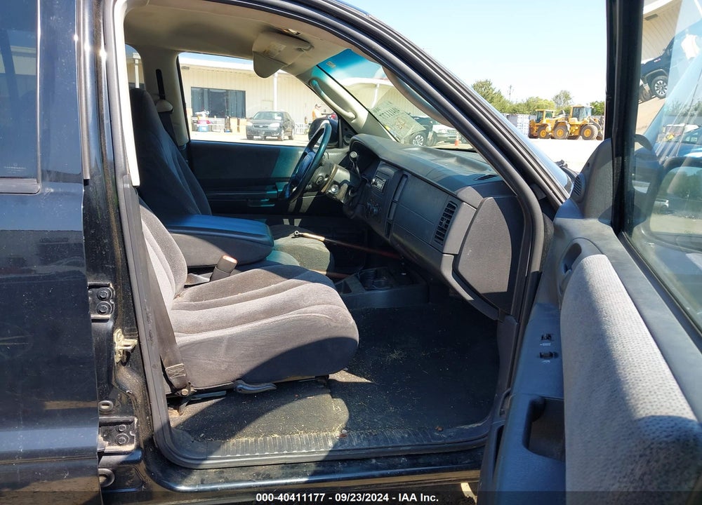 2004 DODGE DAKOTA SPORT/SXT VIN: 1D7HL38K24S579574