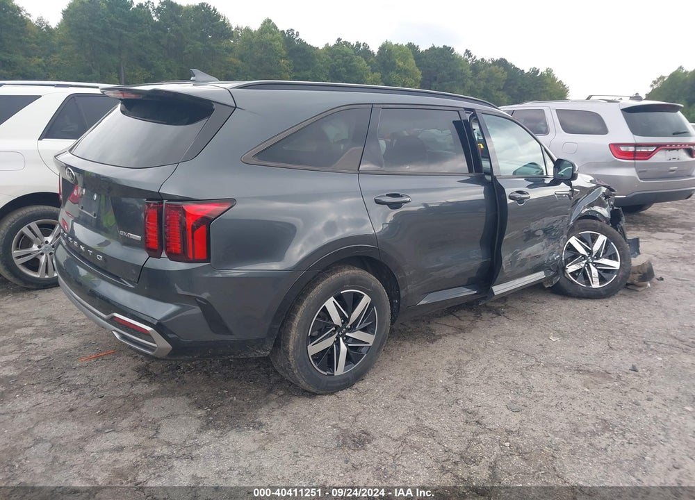 2021 KIA SORENTO EX VIN: 5XYRHDLF2MG060028
