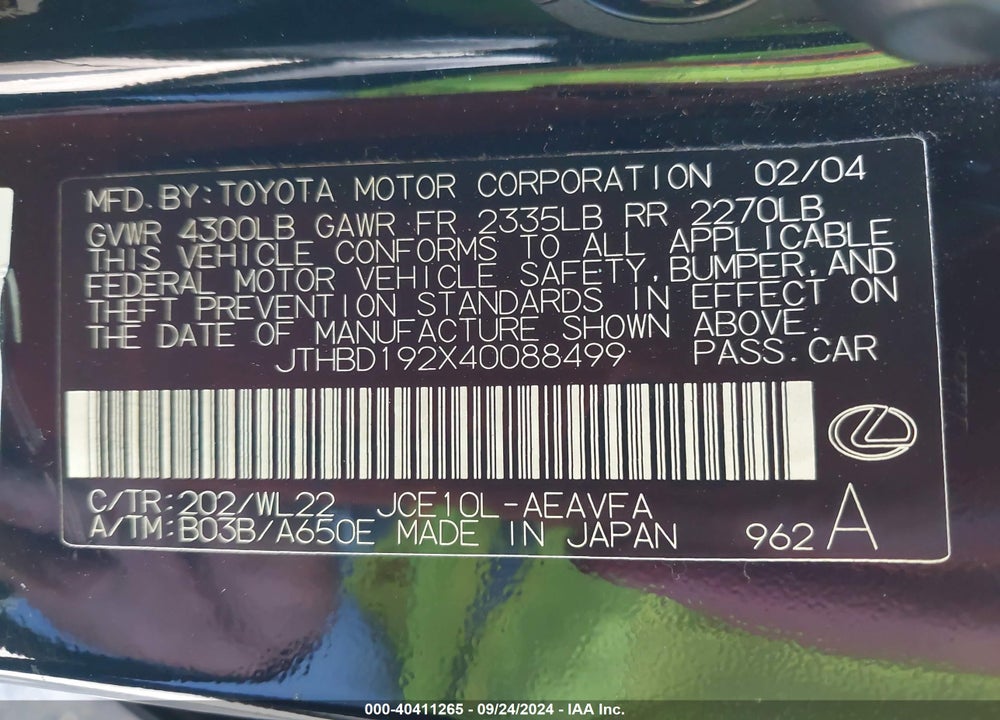 2004 LEXUS IS 300 VIN: JTHBD192X40088499