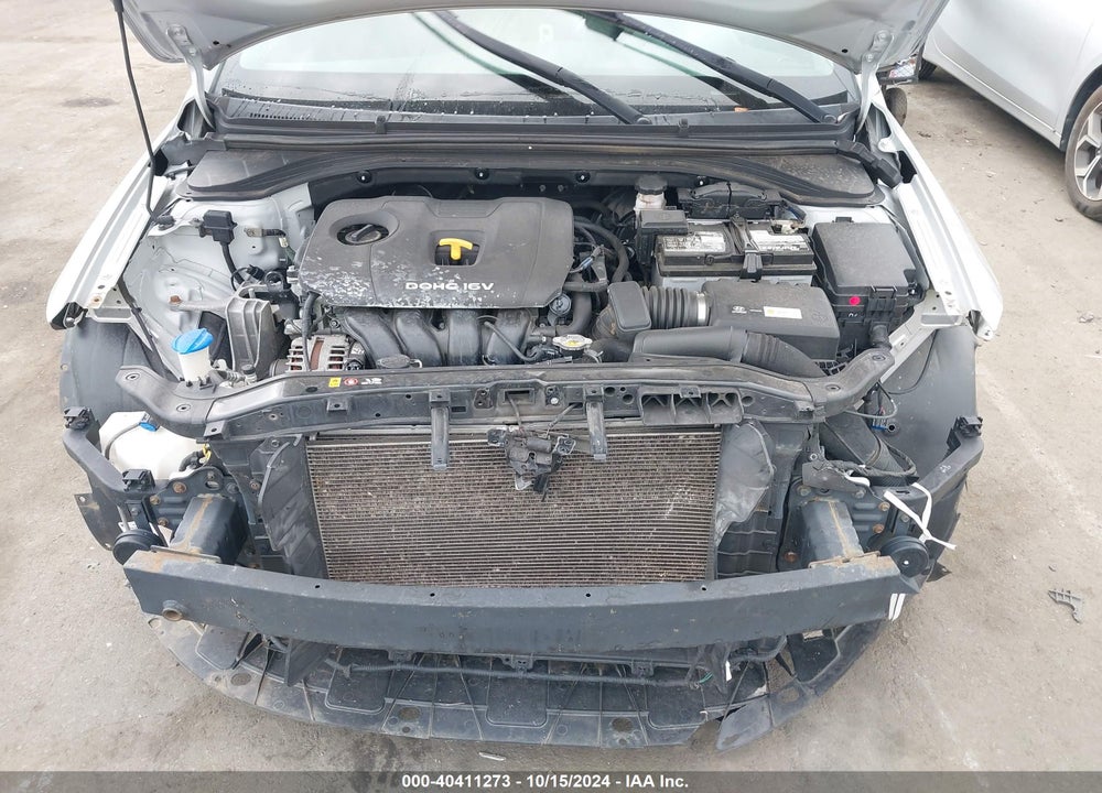 2017 HYUNDAI ELANTRA SE VIN: KMHD74LF5HU081257