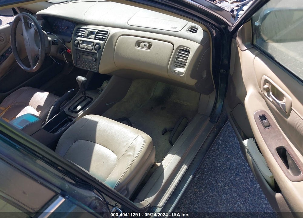 1998 HONDA ACCORD EX V6 VIN: 1HGCG1654WA056190