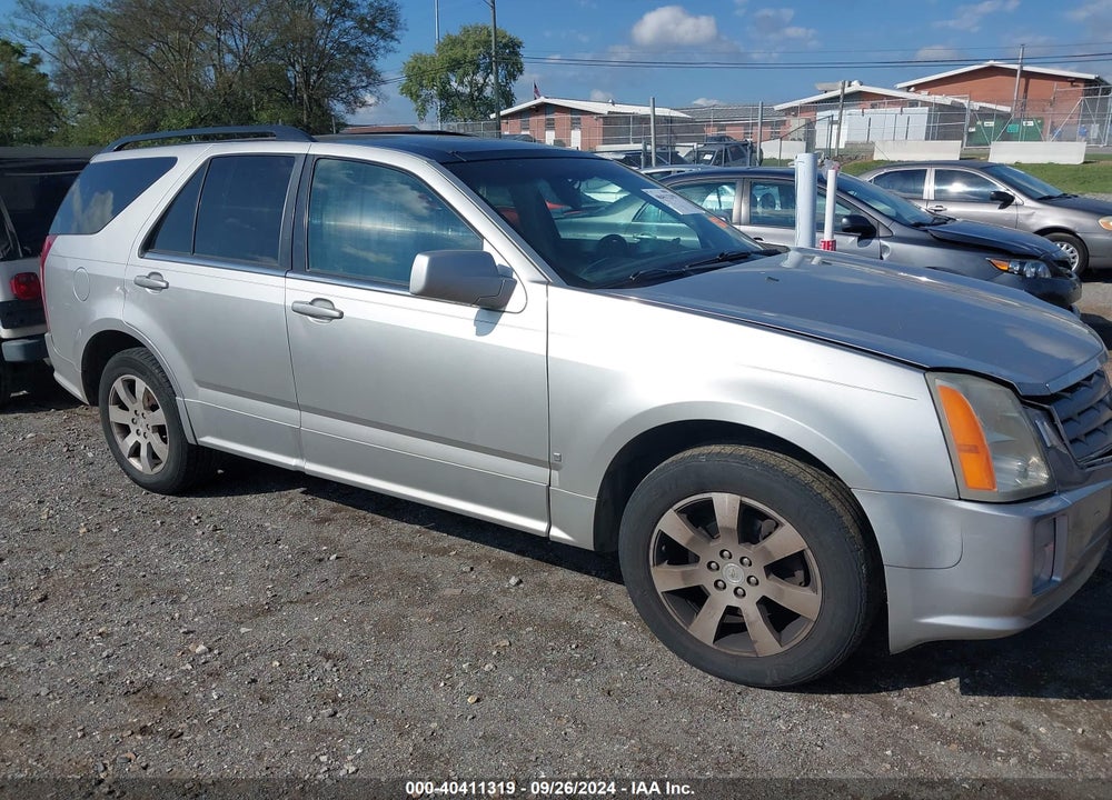 2007 CADILLAC SRX V6 VIN: 1GYEE637270136136