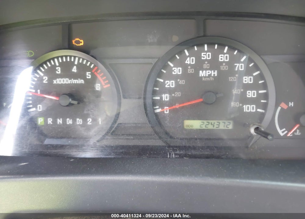 2009 ISUZU NPR HD GAS REG VIN: 4KLC4W1N29J800482