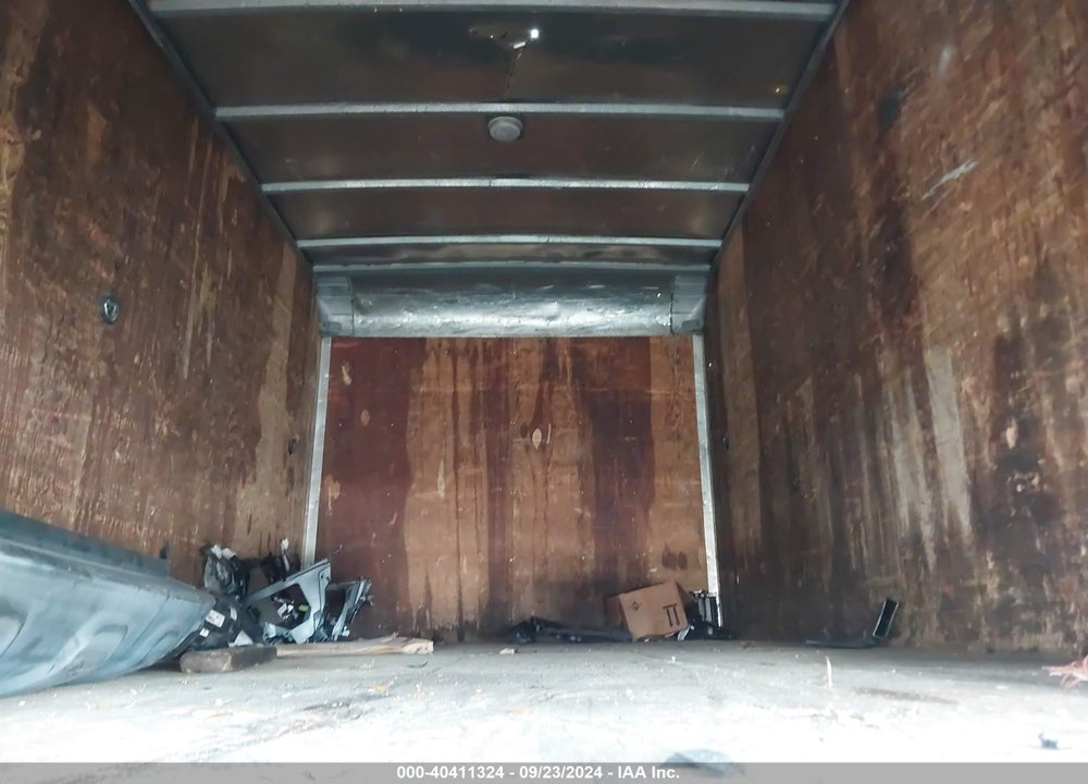 2009 ISUZU NPR HD GAS REG VIN: 4KLC4W1N29J800482