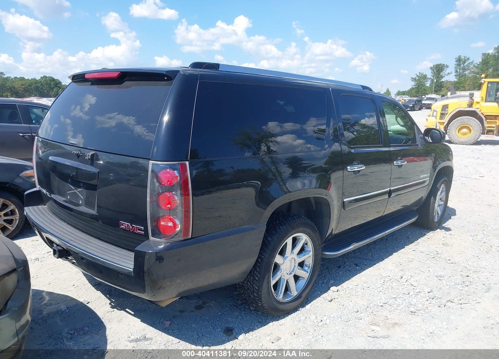 2007 GMC YUKON XL 1500 DENALI VIN: 1GKFK66877J212715