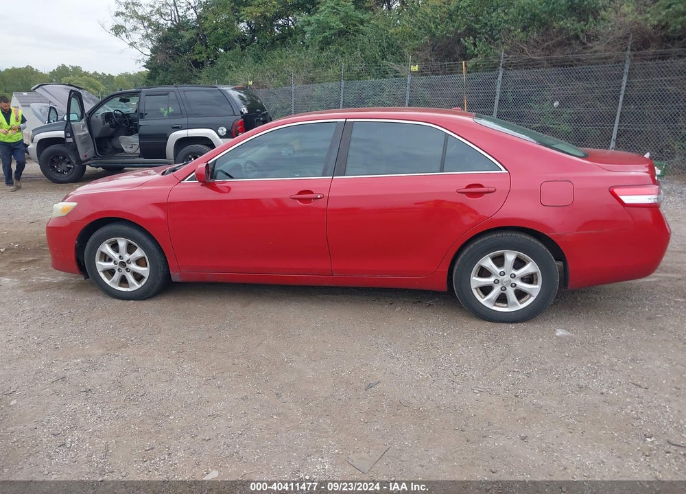 2011 TOYOTA CAMRY LE VIN: 4T1BF3EK3BU148721