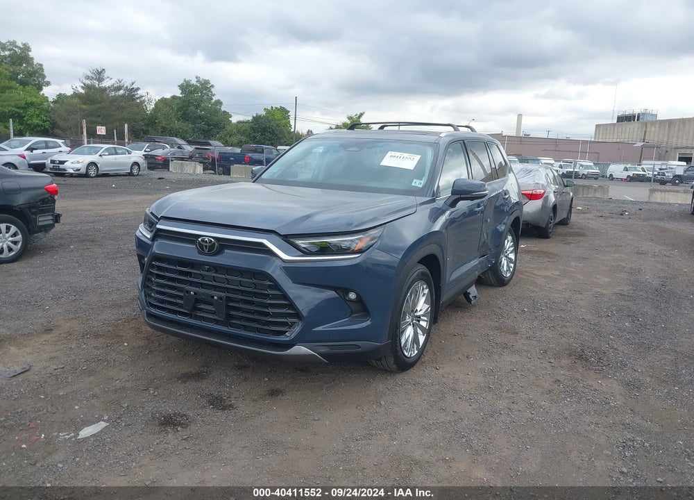 2024 TOYOTA GRAND HIGHLANDER PLATINUM VIN: 5TDAAAB57RS004072