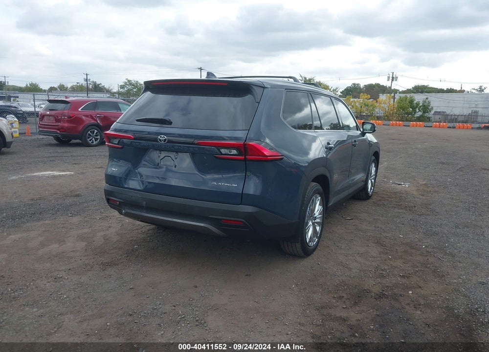 2024 TOYOTA GRAND HIGHLANDER PLATINUM VIN: 5TDAAAB57RS004072