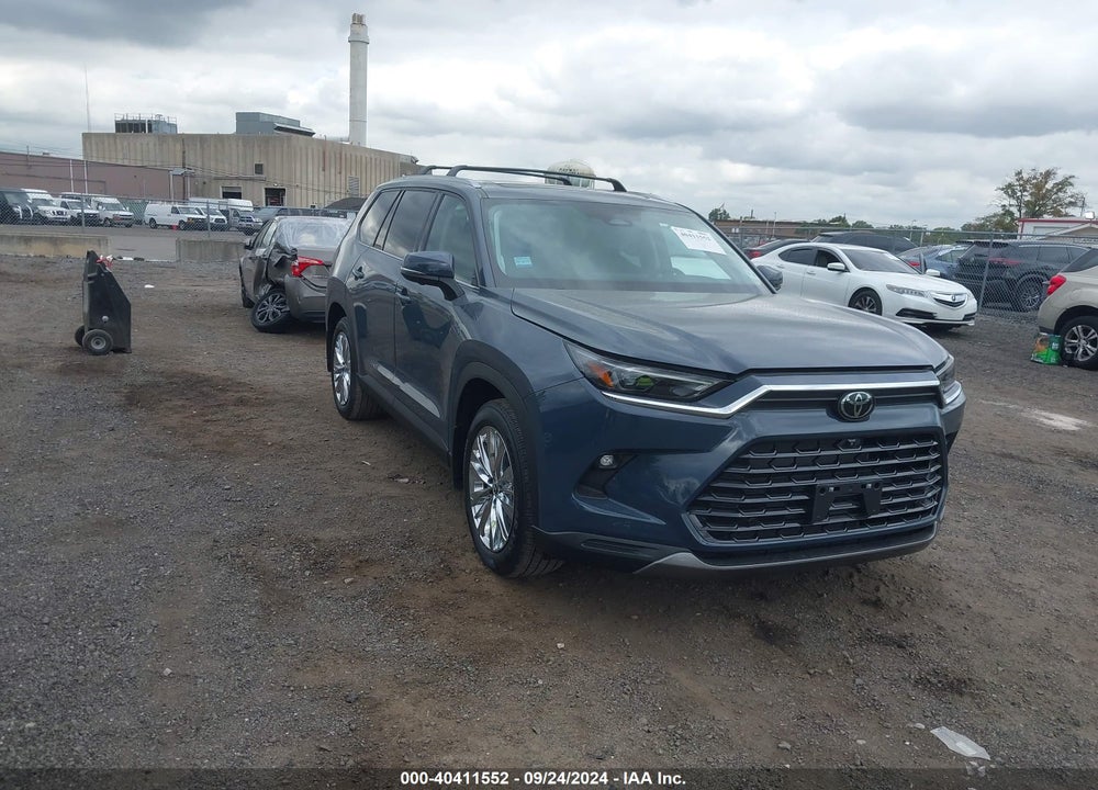 2024 TOYOTA GRAND HIGHLANDER PLATINUM VIN: 5TDAAAB57RS004072