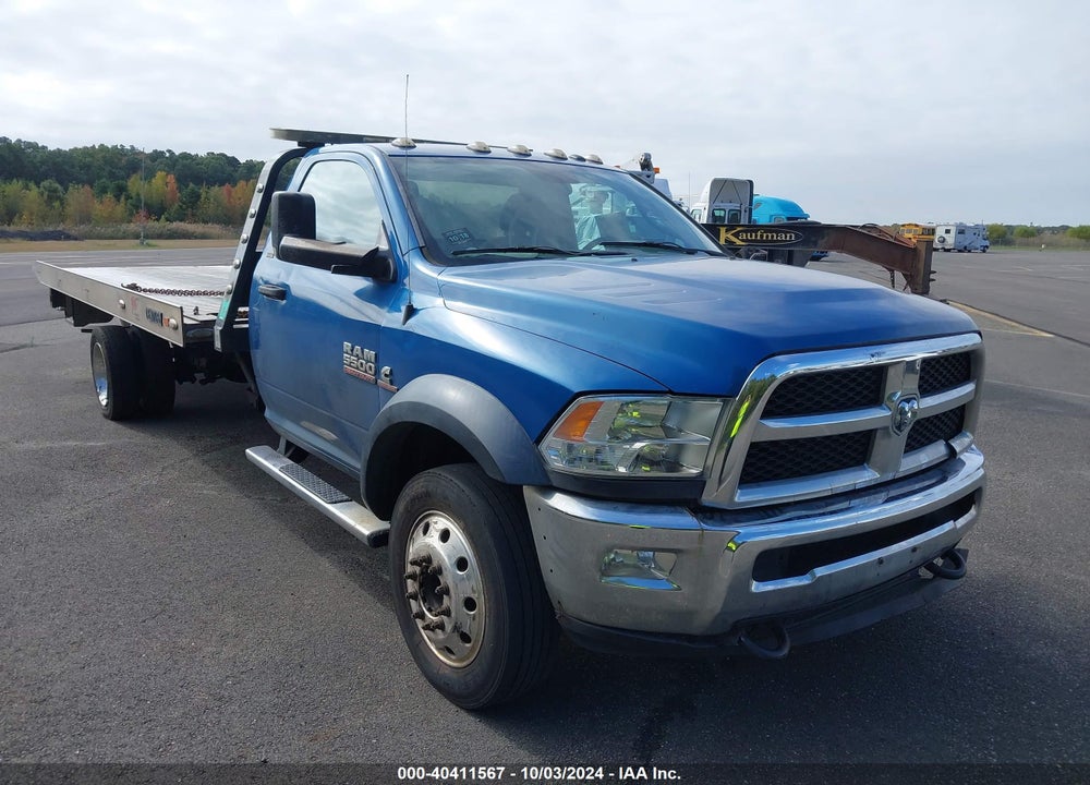 2017 RAM 5500 CHASSIS TRADESMAN/SLT VIN: 3C7WRNDL0HG547846
