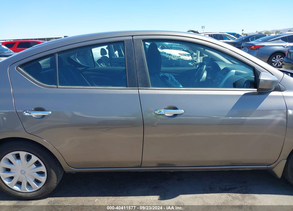 2016 NISSAN VERSA 1.6 SV VIN: 3N1CN7AP7GL899555
